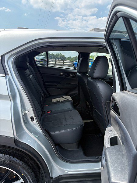 Used 2025 Mitsubishi Eclipse Cross SEL AWD/4WD image 9