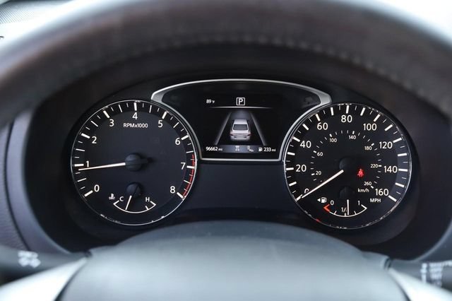 Used 2018 Nissan Altima 2.5 SV FWD image 13