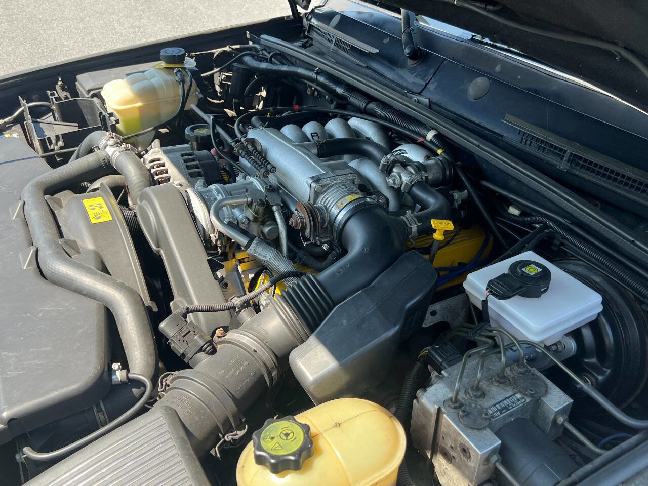 Used 2003 Land Rover Discovery SE image 34