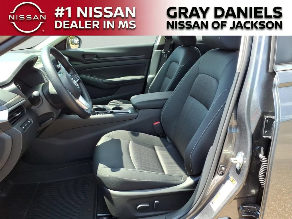 New 2026 Nissan Altima 2.5 SV FWD image 23