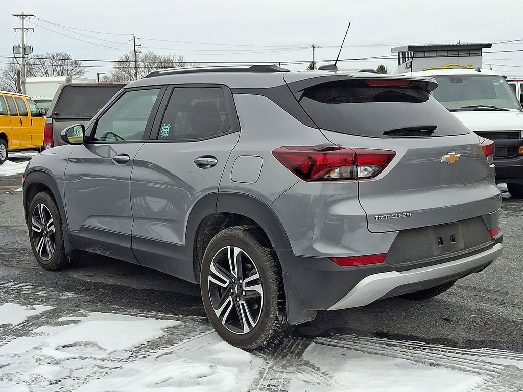 Certified 2023 Chevrolet TrailBlazer LT w/ Convenience Package image 4