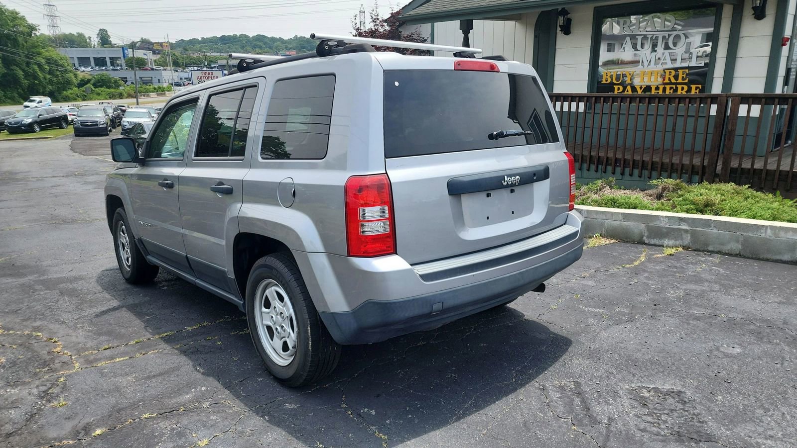 Used 2014 Jeep Patriot Sport FWD image 7