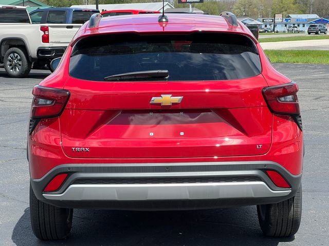 New 2026 Chevrolet Trax LT w/ Driver Confidence Package FWD image 38