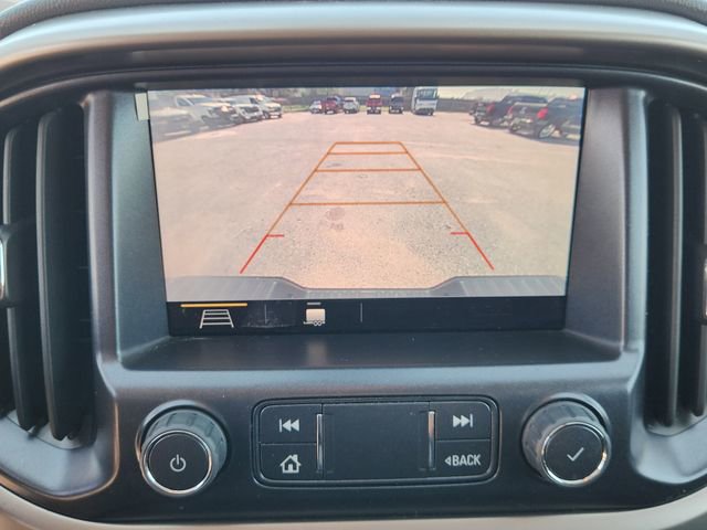 Used 2022 Chevrolet Colorado Z71 w/ Z71 Midnight Edition AWD/4WD image 17