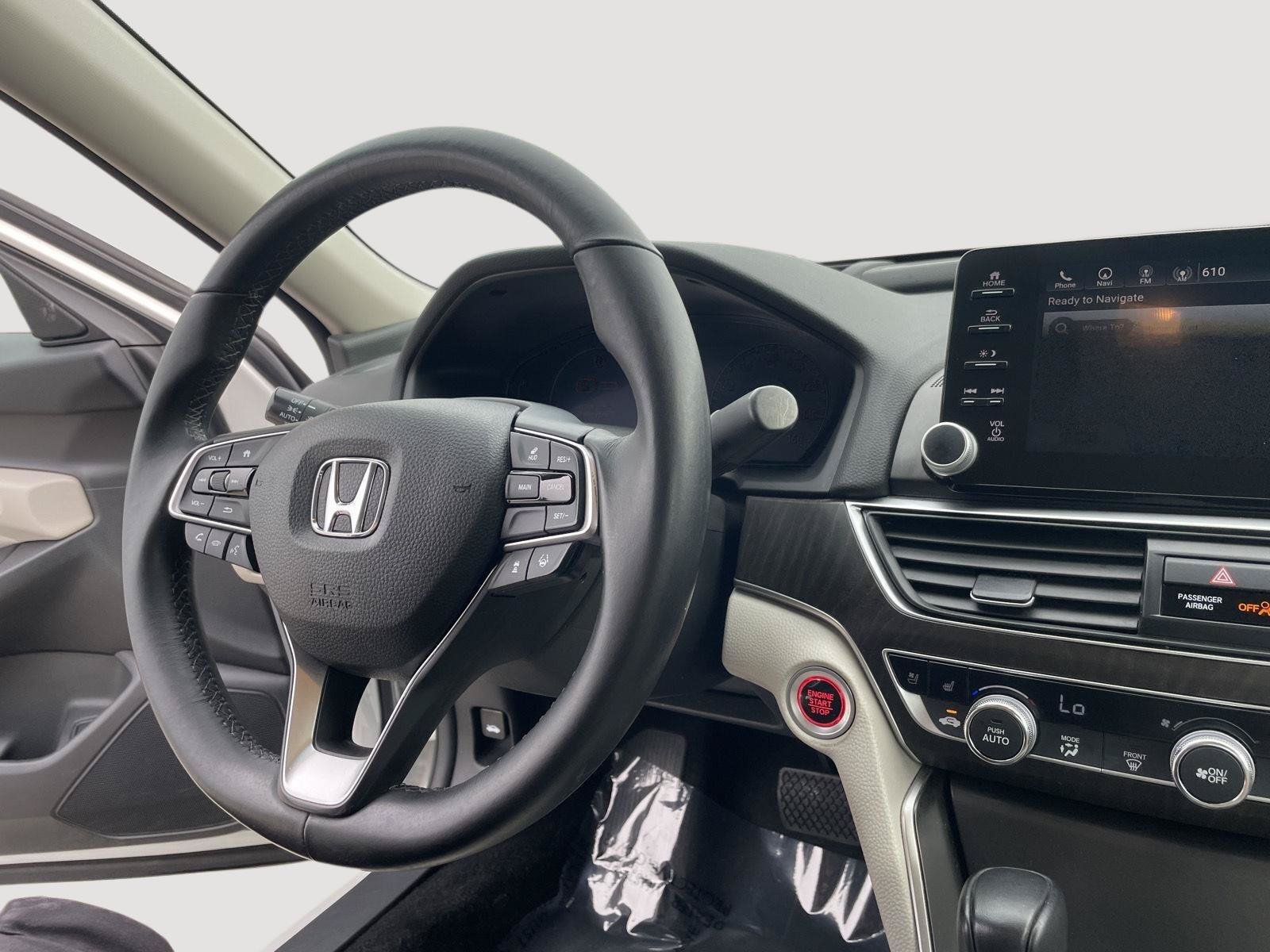 Used 2018 Honda Accord Touring image 26