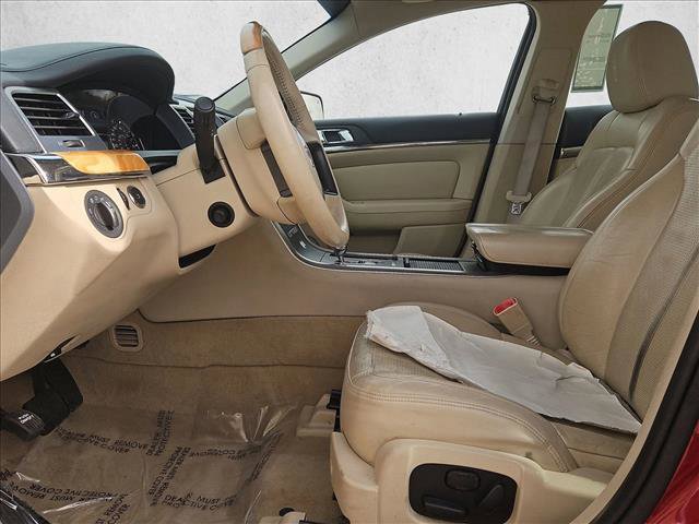 Used 2009 Lincoln MKS image 17