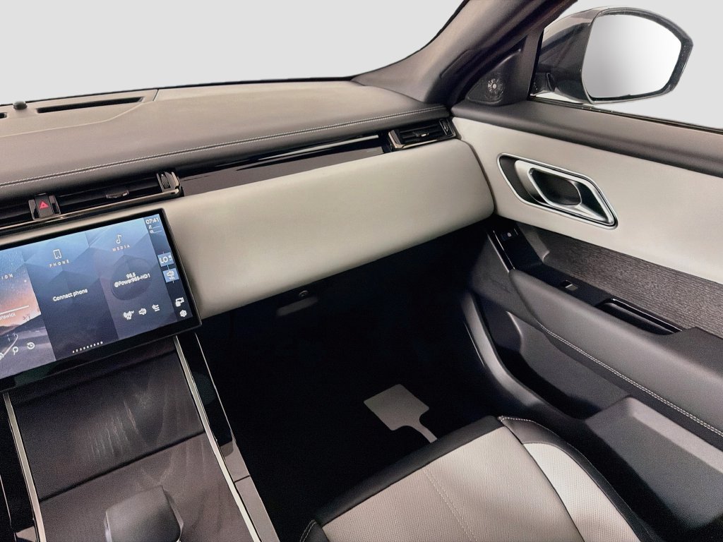 New 2026 Land Rover Range Rover Velar Belgravia AWD/4WD image 25