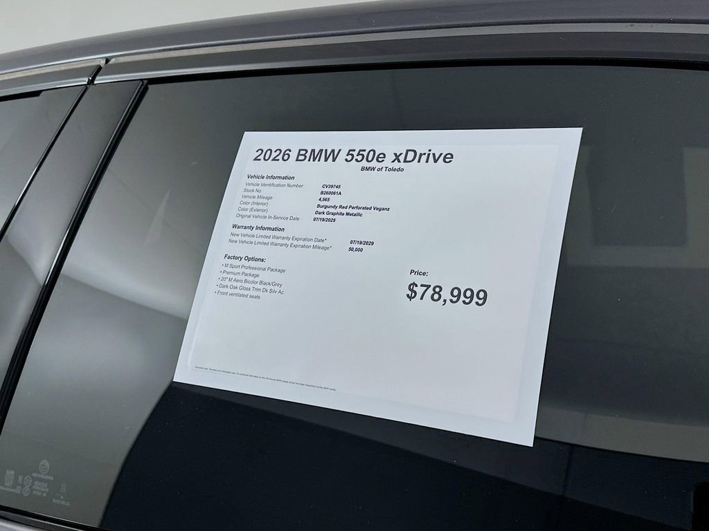 Used 2026 BMW 550e xDrive w/ Premium Package image 12