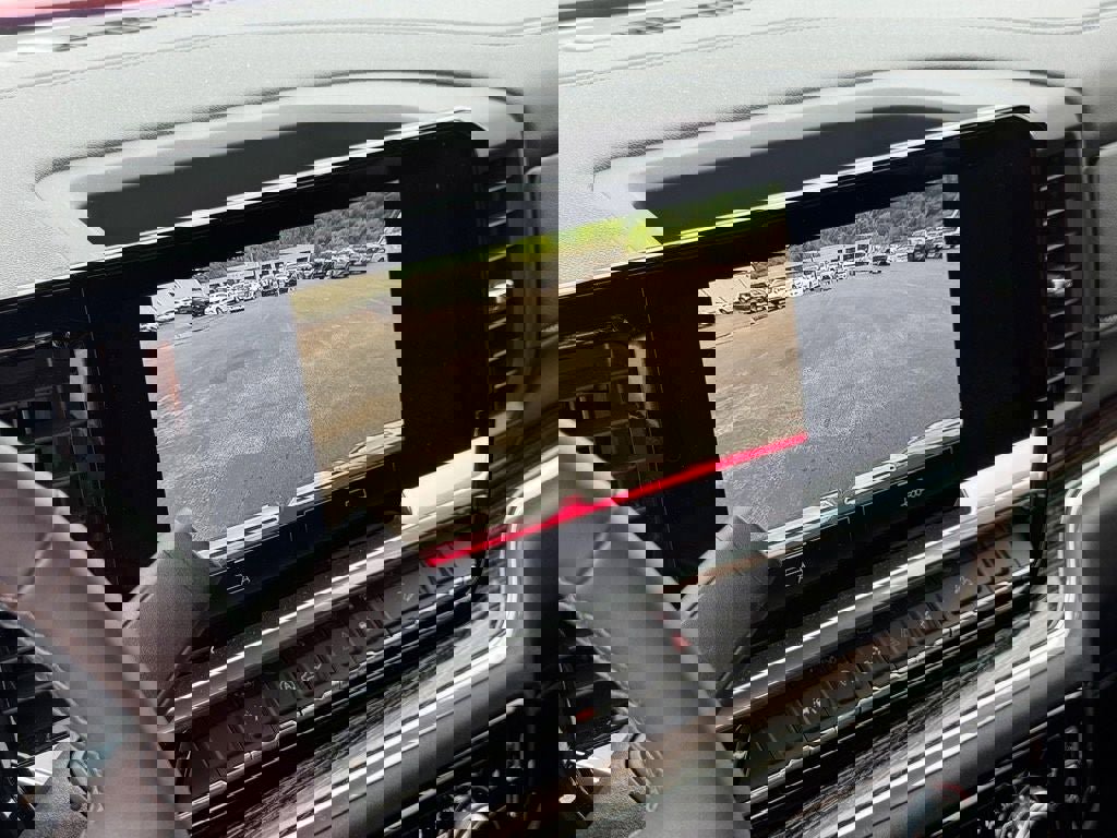 Used 2024 GMC Sierra 1500 Elevation image 25