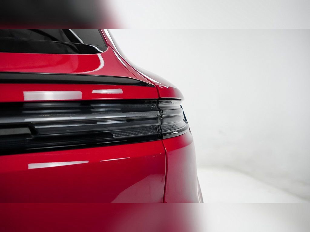 New 2026 Porsche Cayenne S image 12