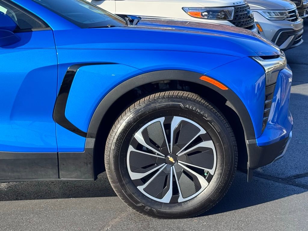 Used 2025 Chevrolet Blazer EV LT image 40