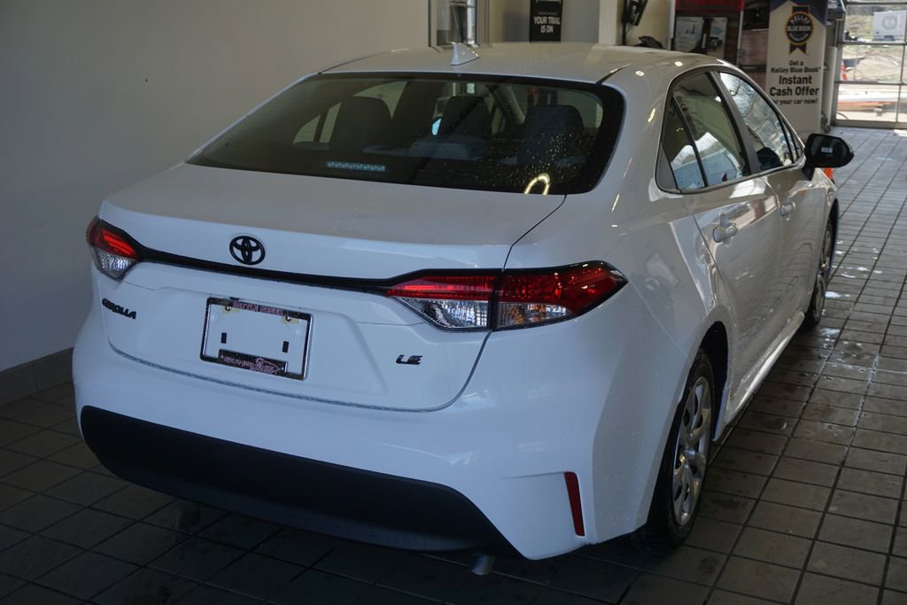 New 2026 Toyota Corolla LE image 15