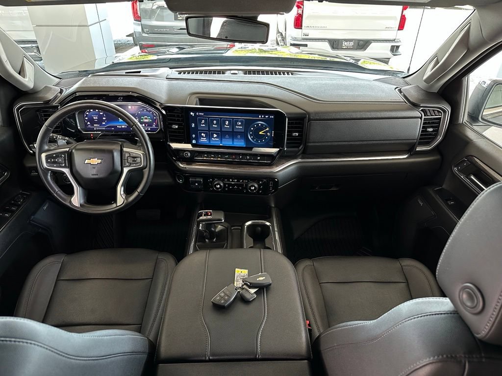 Used 2023 Chevrolet Silverado 1500 LTZ AWD/4WD image 20