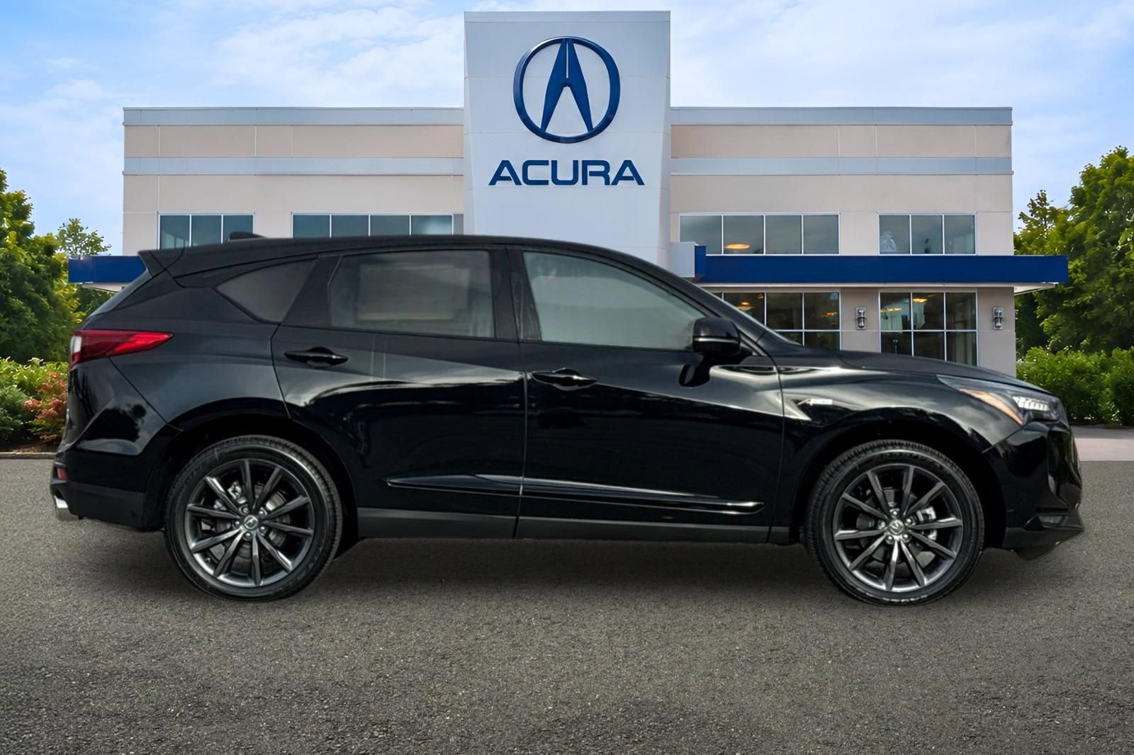 New 2026 Acura RDX w/ Advance Package AWD/4WD image 2