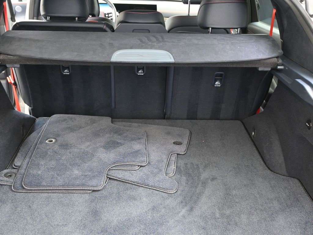 Used 2025 Genesis GV80 3.5T e-SC image 17