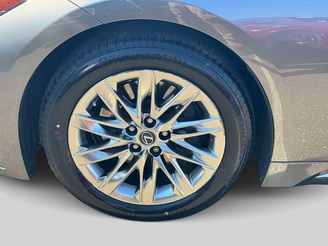 Used 2021 Lexus LS 500 AWD w/ Interior Upgrade Package image 10