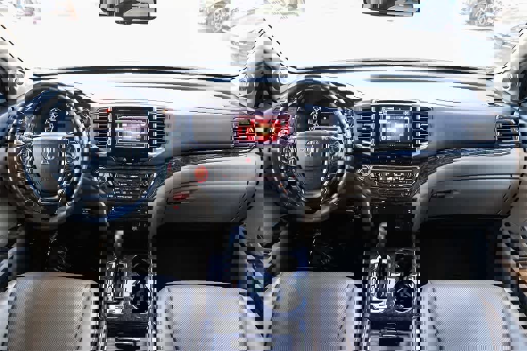 Used 2019 Honda Ridgeline RTL-T image 12