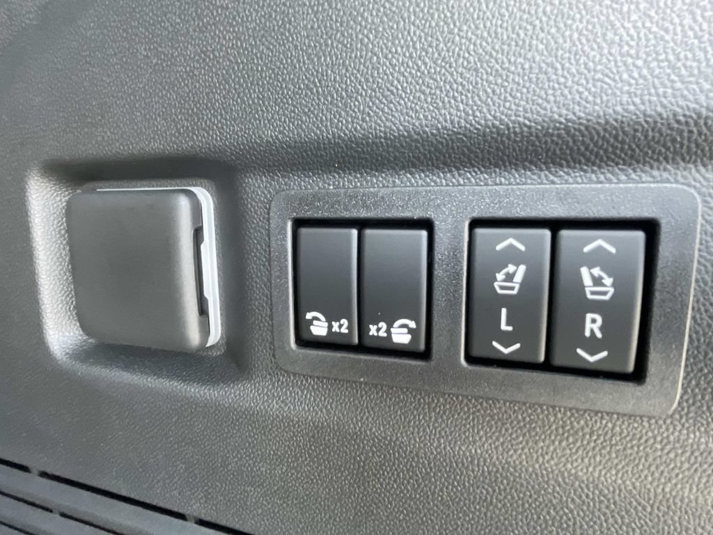New 2026 Chevrolet Tahoe RST w/ Comfort Package AWD/4WD image 12