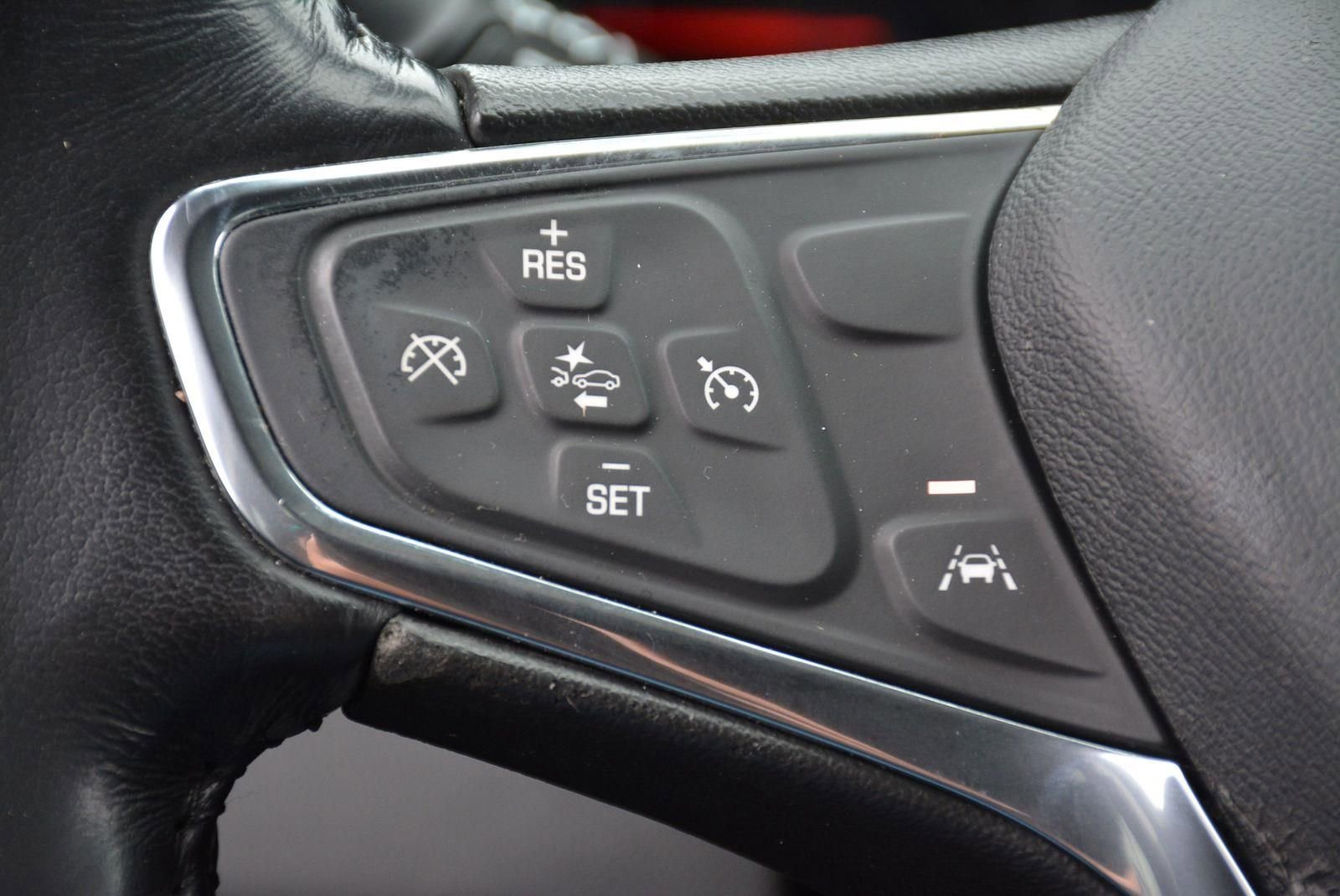 Used 2020 Chevrolet Equinox LT AWD/4WD image 29