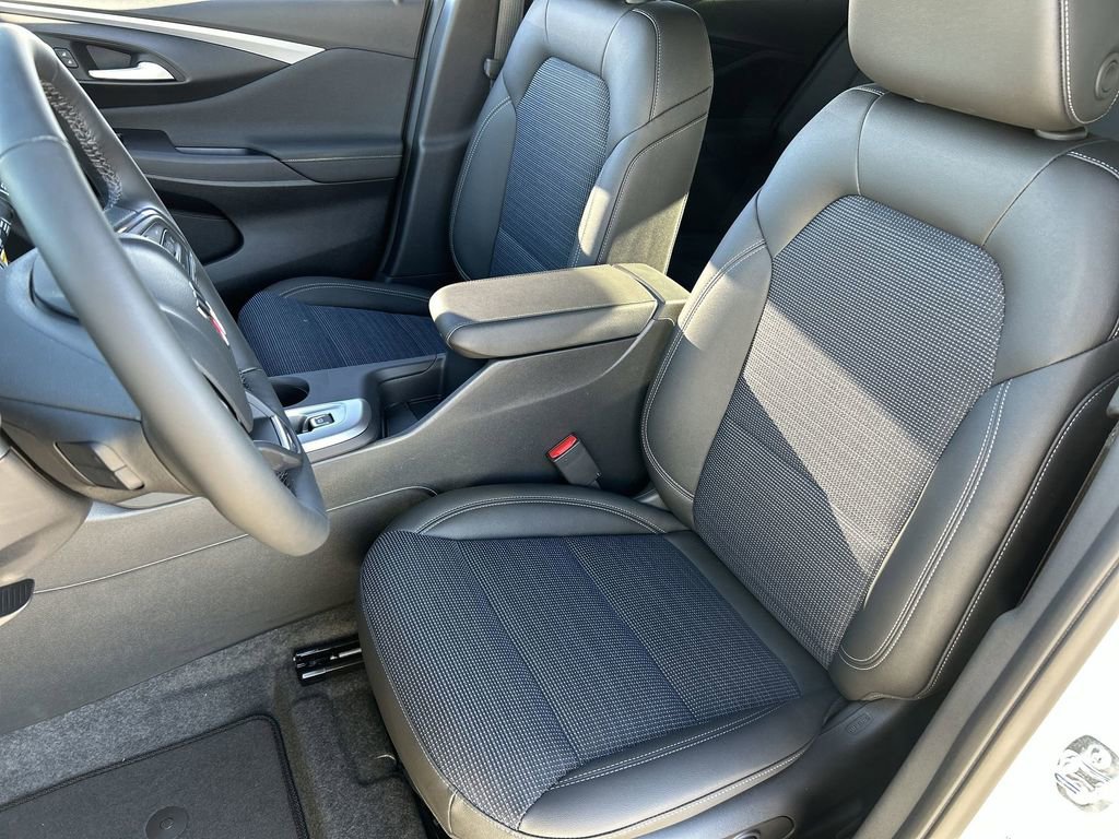 New 2026 Buick Envista Sport Touring w/ Convenience I Package FWD image 18