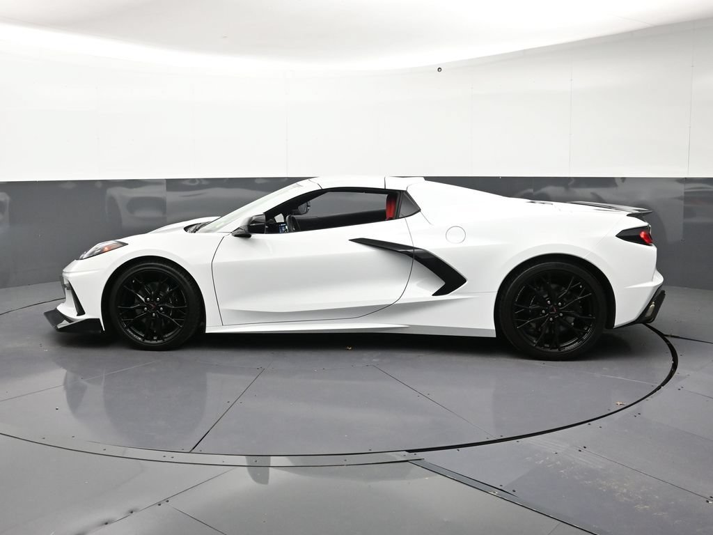 Used 2025 Chevrolet Corvette Stingray Convertible w/ Battery Protection Package RWD image 2