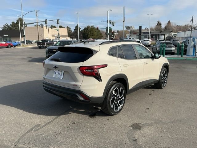 New 2026 Chevrolet Trax RS w/ Driver Confidence Package image 3