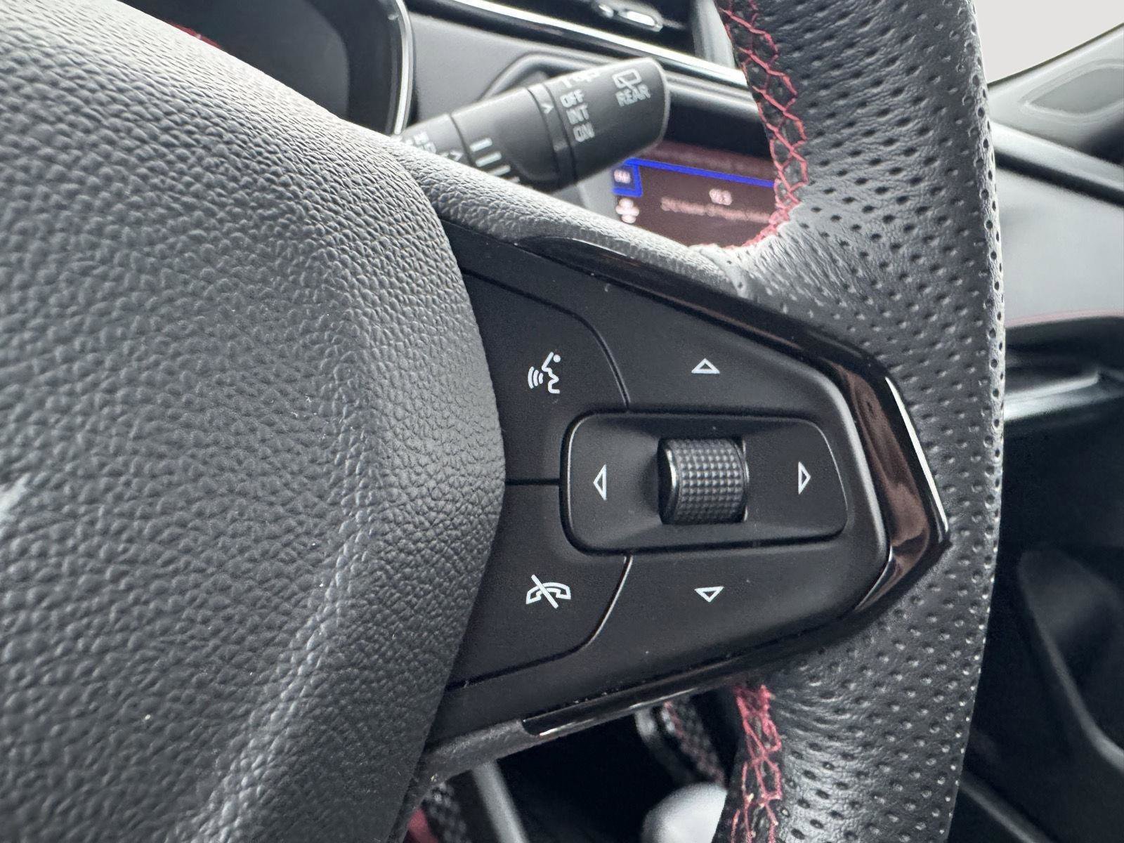 Used 2023 Chevrolet TrailBlazer RS image 18