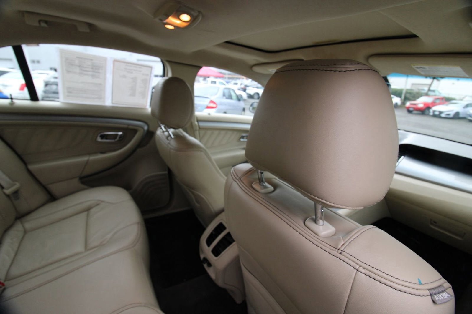 Used 2013 Ford Taurus SEL AWD/4WD image 23