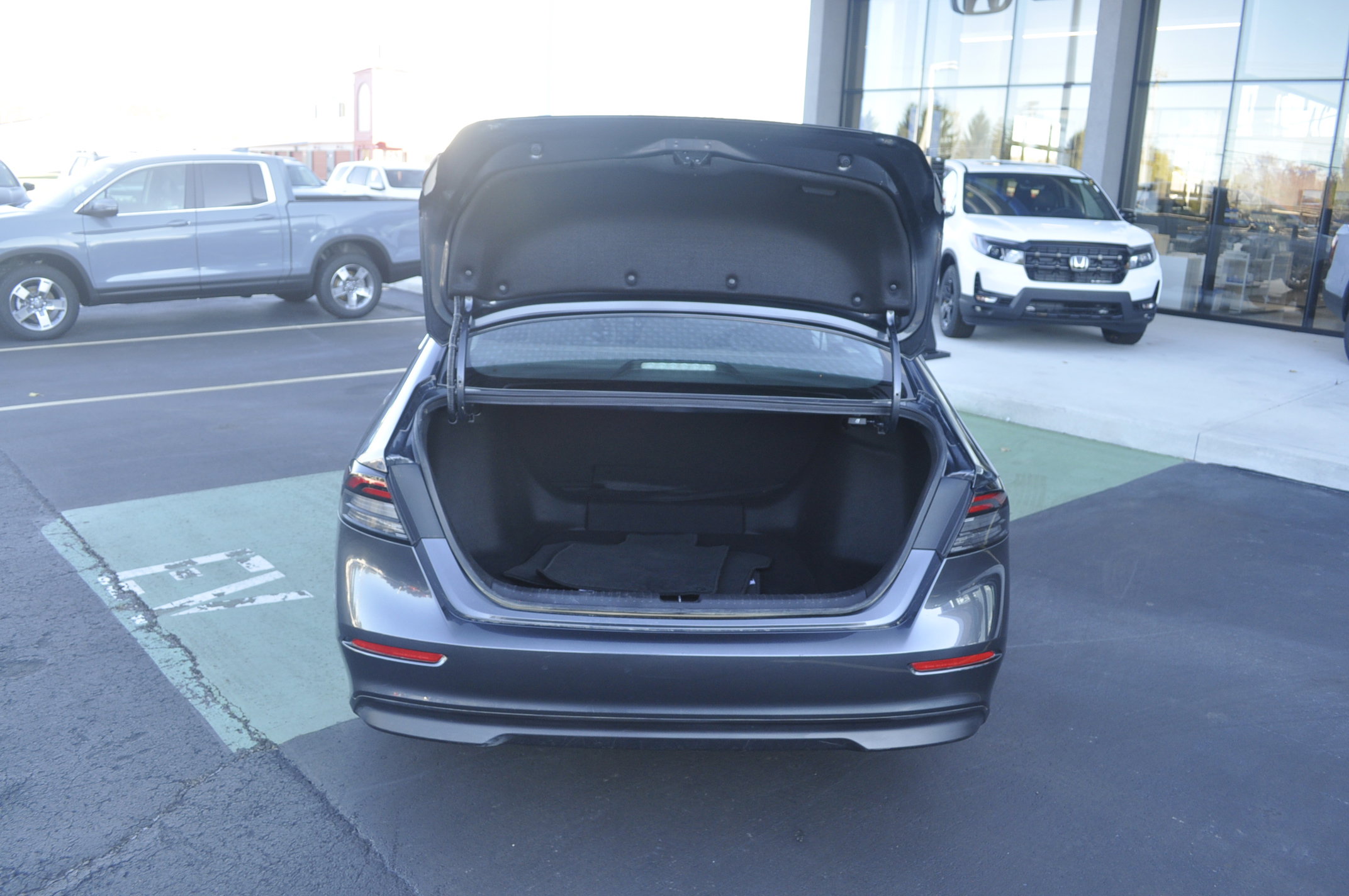 Certified 2023 Honda Accord LX image 10