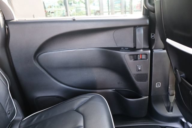 Used 2019 Chrysler Pacifica Limited FWD image 31