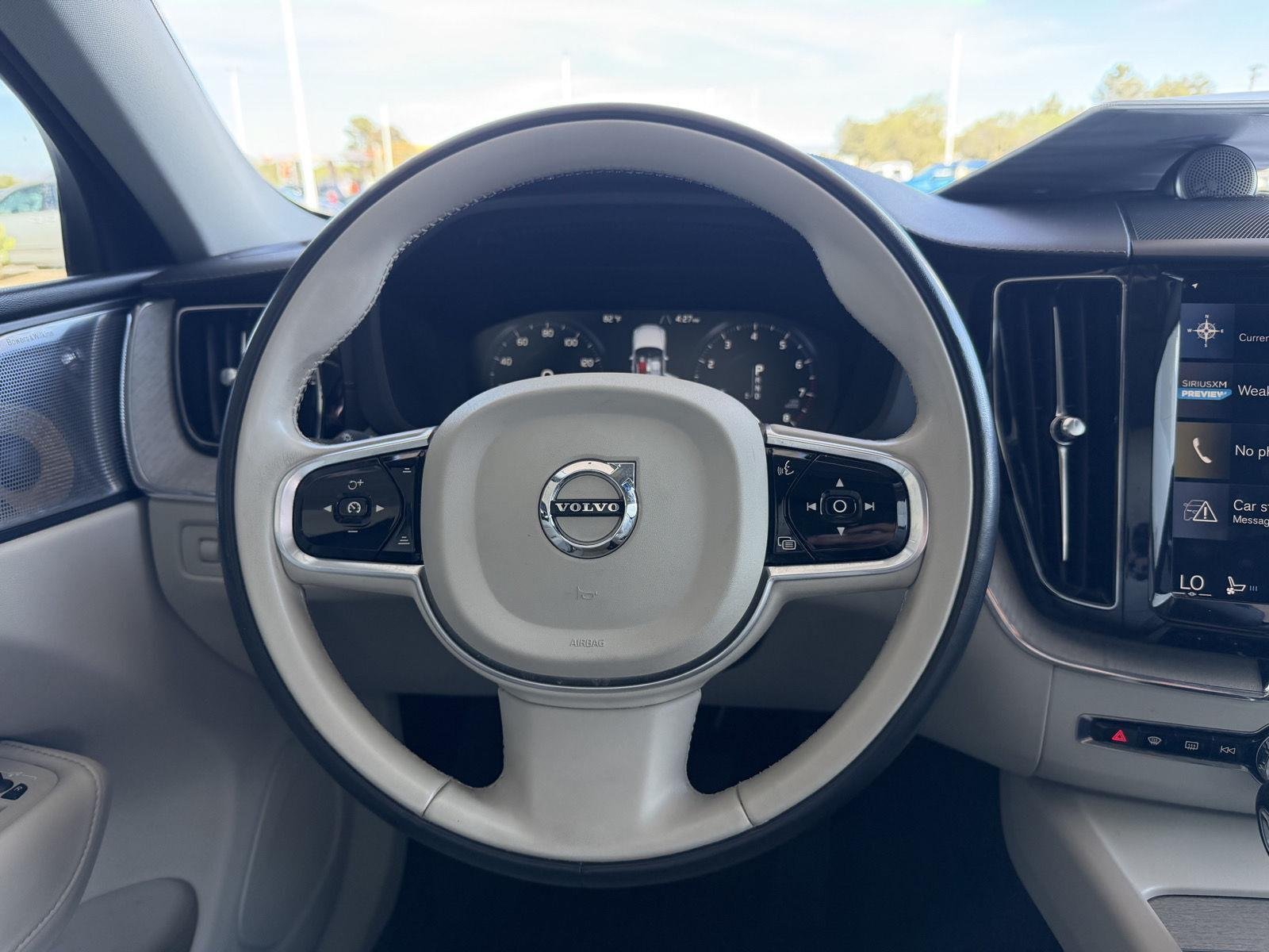 Used 2018 Volvo XC60 T6 Inscription w/ Luxury Seat Package AWD/4WD image 31