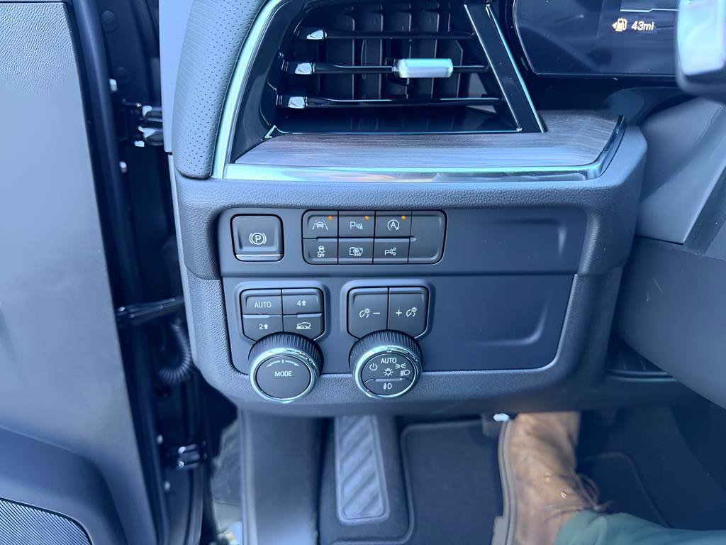 New 2026 Chevrolet Tahoe Premier image 24