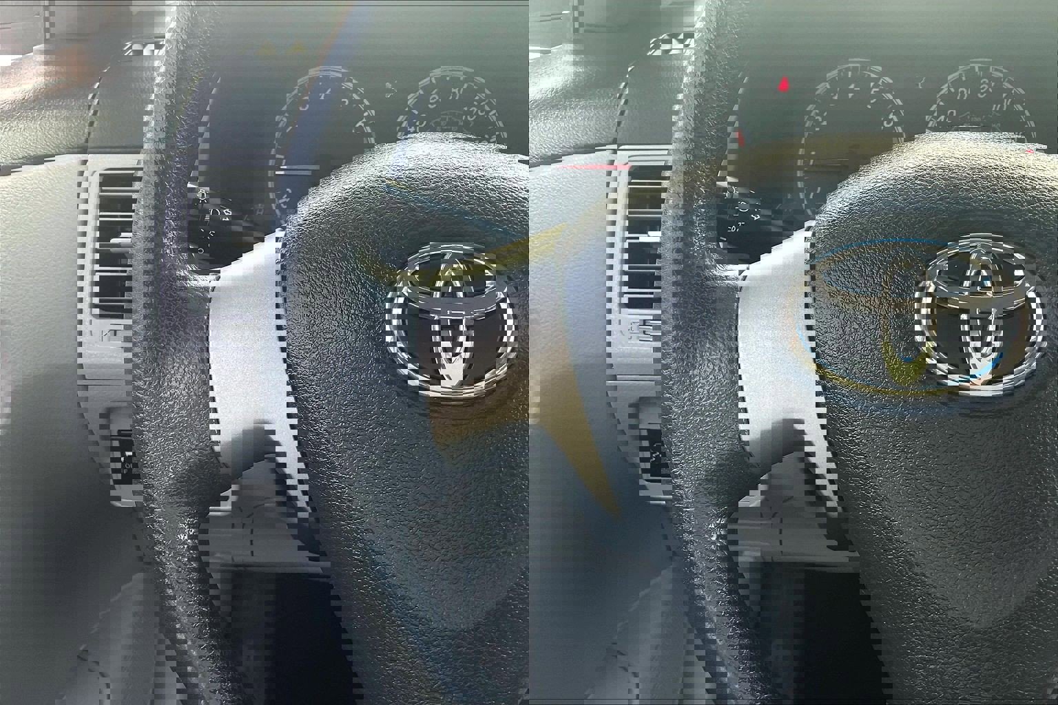 Used 2011 Toyota Corolla LE image 23