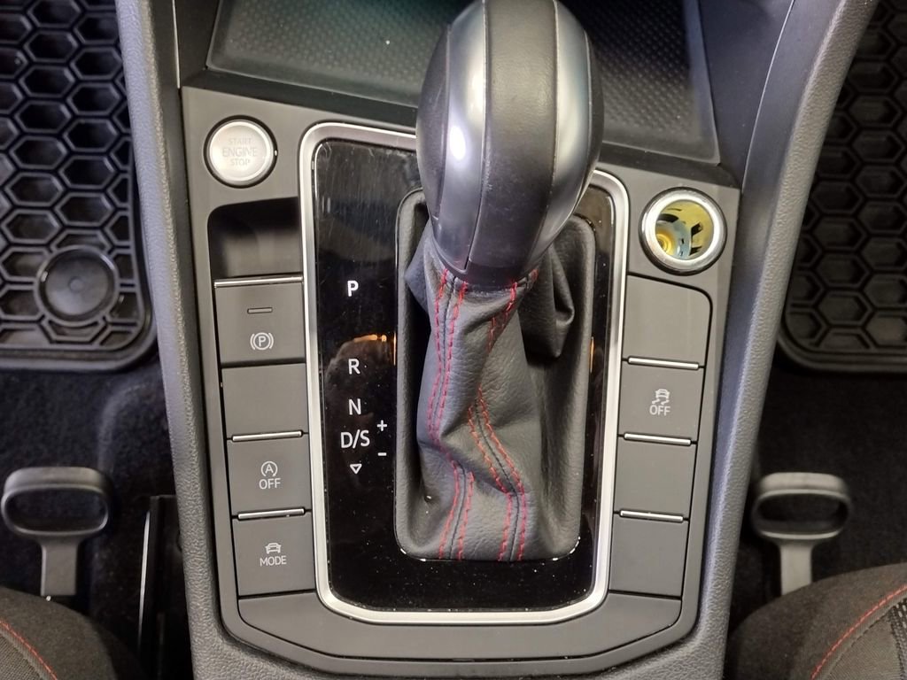 Used 2020 Volkswagen Jetta GLI image 24