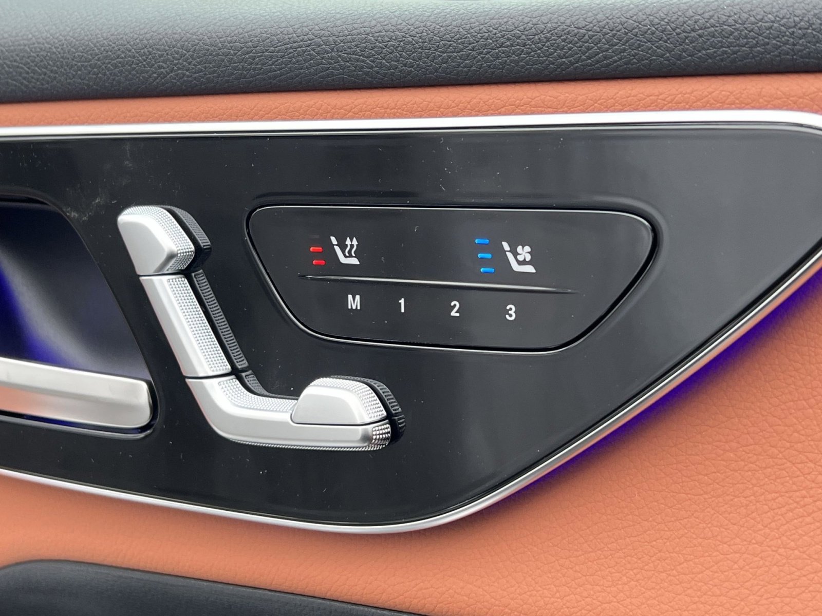 New 2026 Mercedes-Benz GLC 300 4MATIC image 33