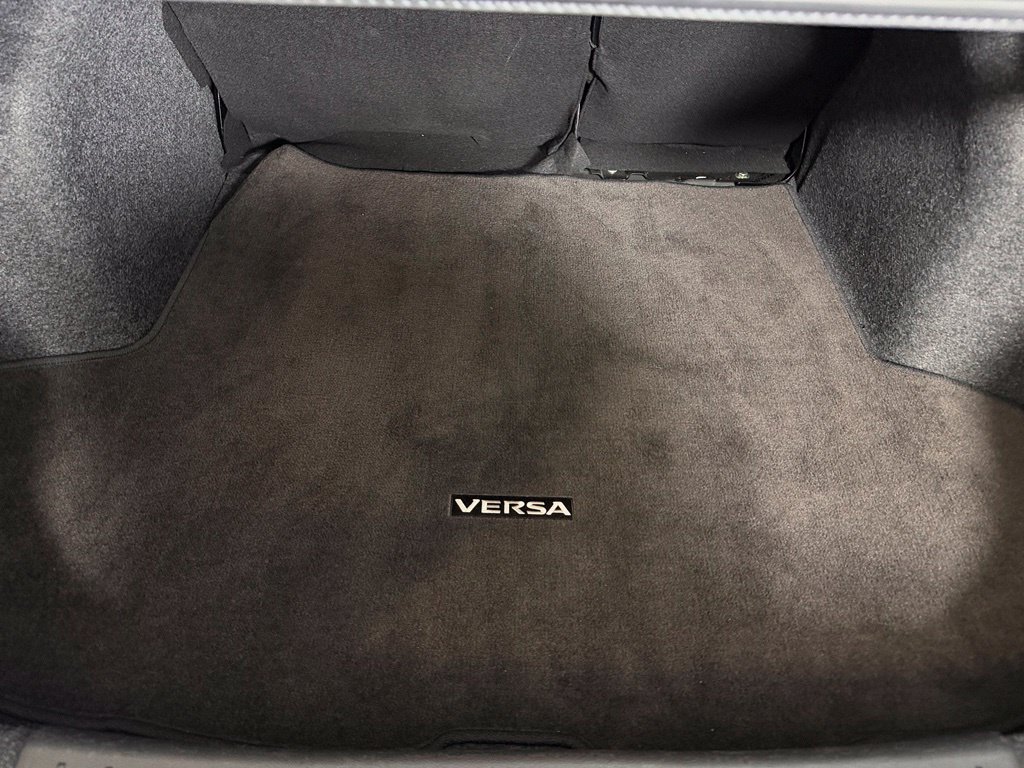 Used 2025 Nissan Versa SV FWD image 20