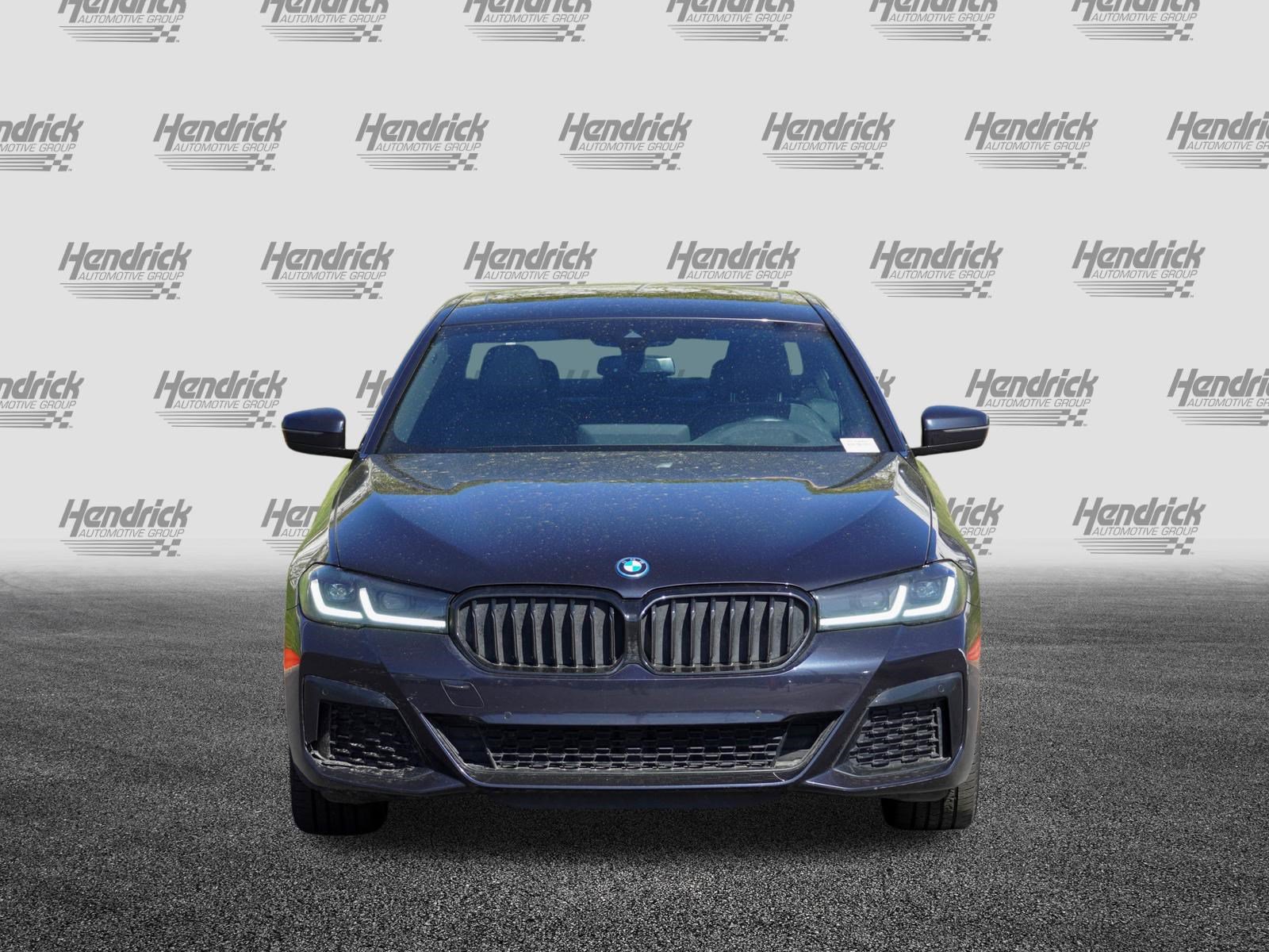 Certified 2023 BMW 530e xDrive w/ Premium Package image 3