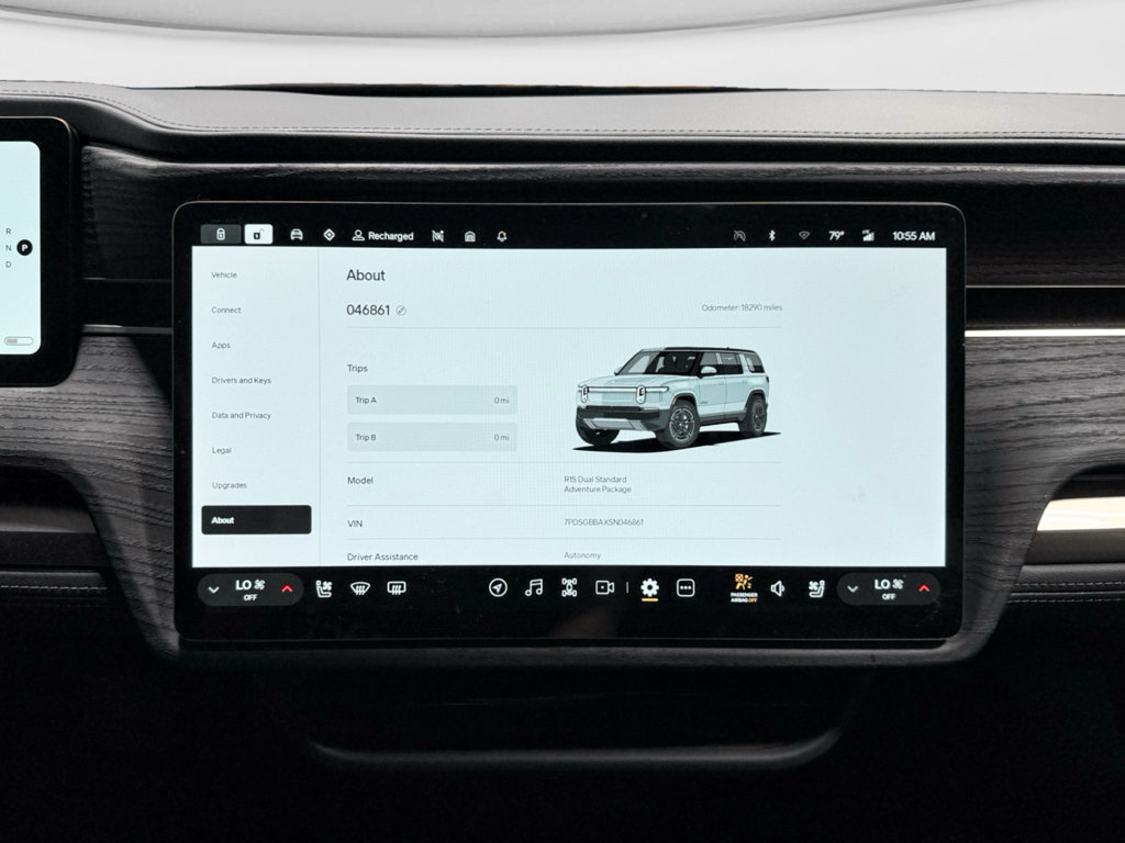 Used 2025 Rivian R1S Adventure Dual AWD/4WD image 13
