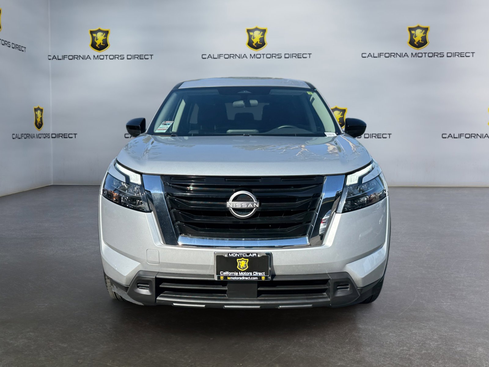 Used 2024 Nissan Pathfinder S FWD image 8