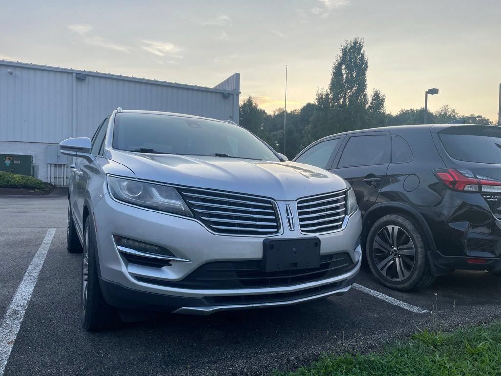 Used 2016 Lincoln MKC Reserve w/ Lincoln MKC Climate Package AWD/4WD image 2
