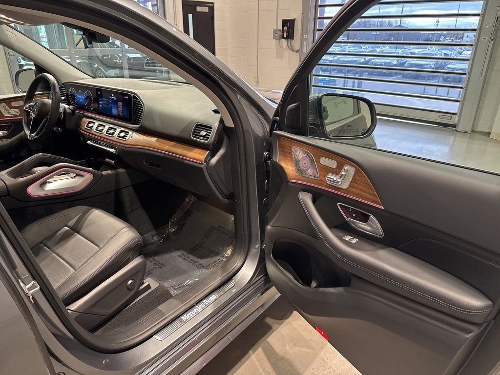 Used 2025 Mercedes-Benz GLE 350 GLE 350 w/ AMG Line Exterior image 45