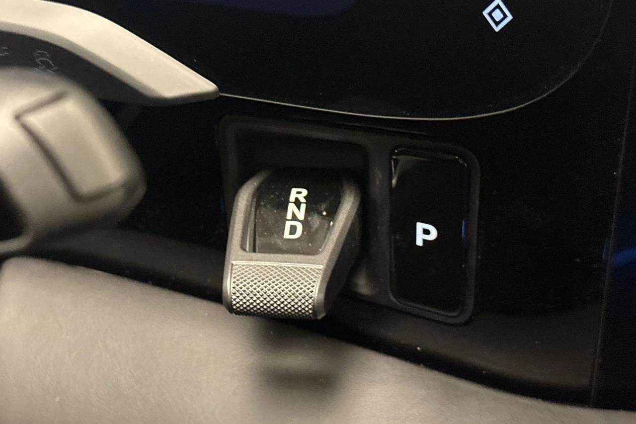 New 2025 Porsche Taycan 4S image 95