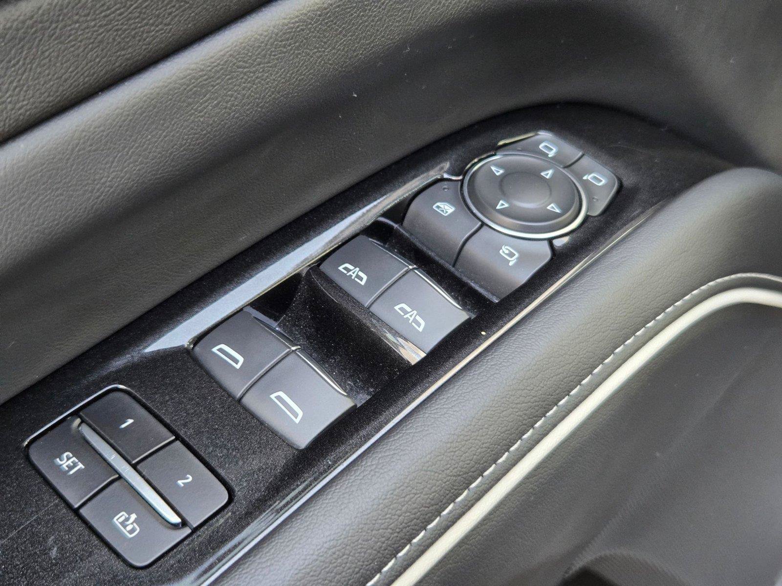 Used 2023 Cadillac Escalade Sport w/ LPO, ONYX Package AWD/4WD image 25