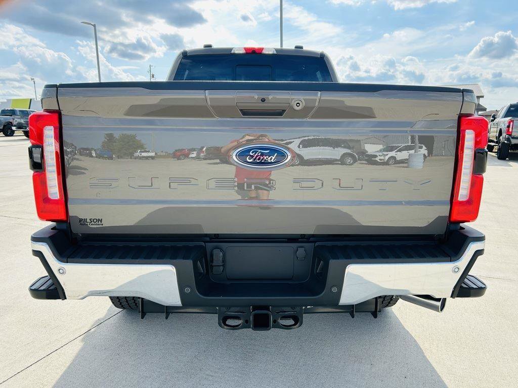 New 2026 Ford F250 Lariat w/ Lariat Premium Package image 43