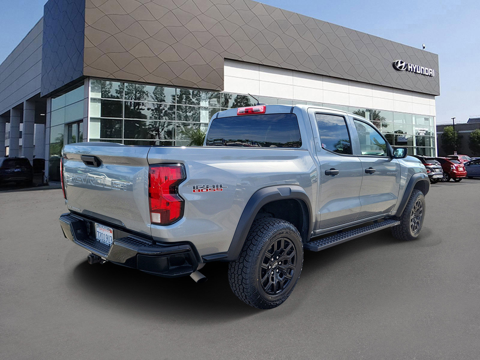 Used 2023 Chevrolet Colorado Trail Boss w/ Advanced Trailering Package AWD/4WD image 2