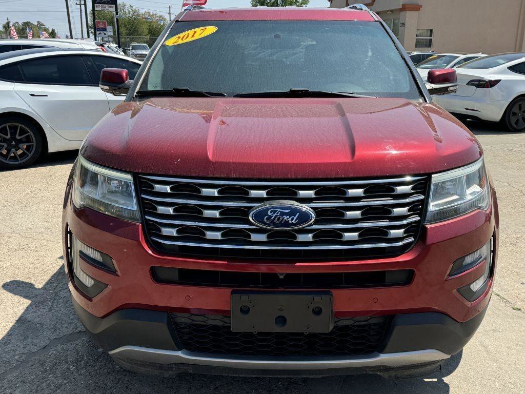 Used 2017 Ford Explorer Limited FWD image 2