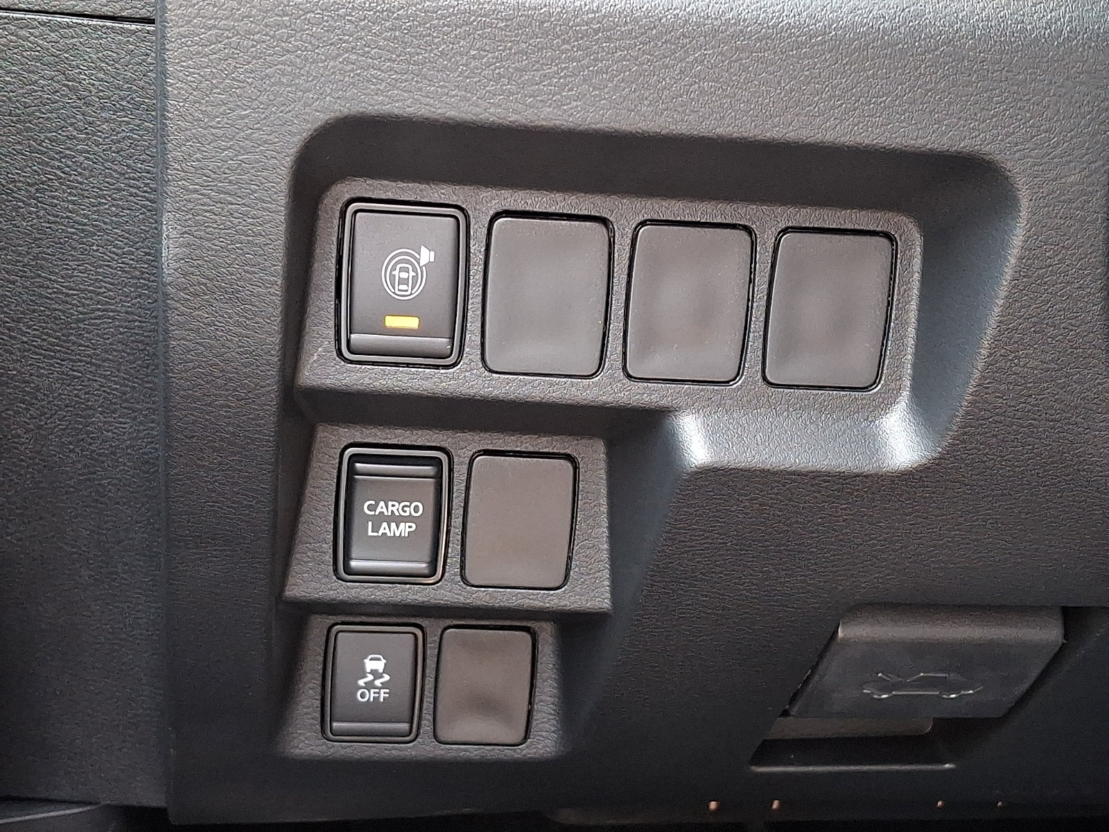 New 2026 Nissan Frontier SV w/ All-Weather Content Package AWD/4WD image 19