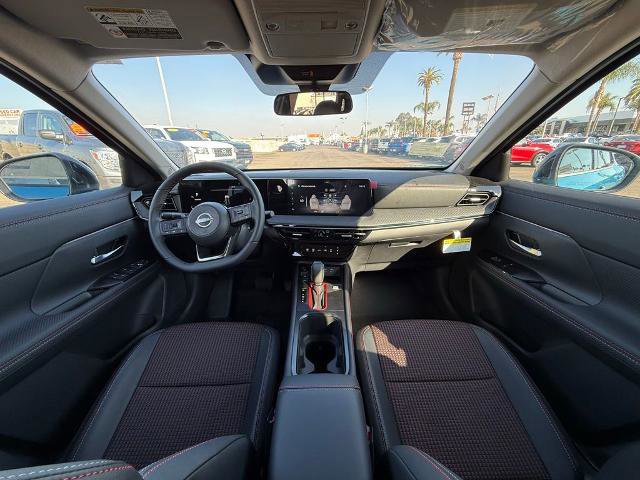 New 2025 Nissan Kicks SR image 14