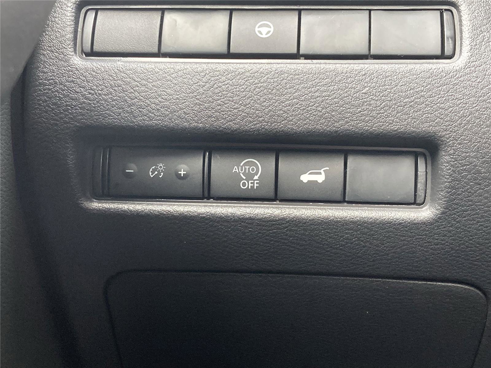 New 2026 Nissan Rogue SV image 17