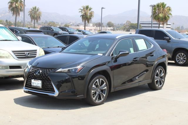 Certified 2023 Lexus UX 250h FWD w/ Accessory Package (Z2) image 3